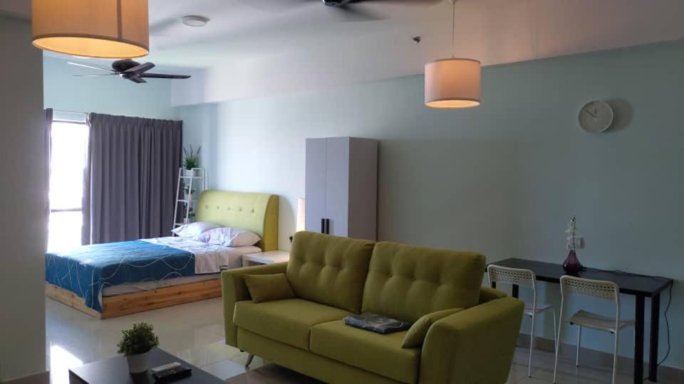 Cozy Studio Unit,Cyberjaya,Wifi, Netflix,Free Parking 外观 照片
