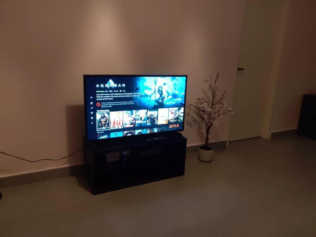Cozy Studio Unit,Cyberjaya,Wifi, Netflix,Free Parking 外观 照片