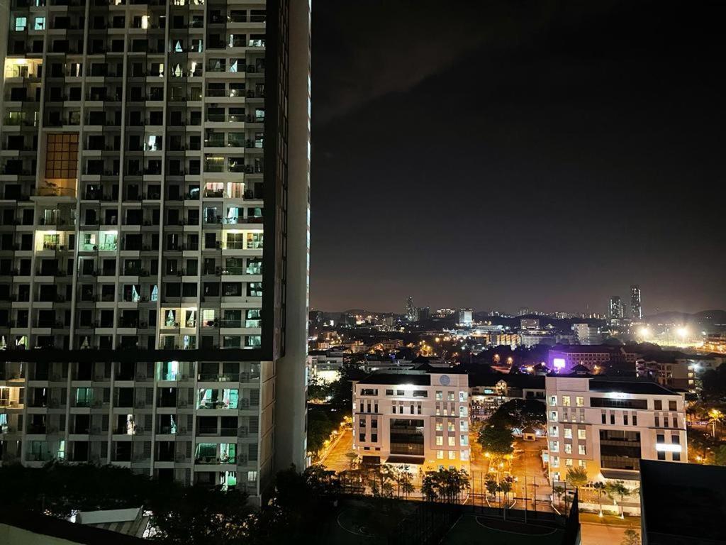 Cozy Studio Unit,Cyberjaya,Wifi, Netflix,Free Parking 外观 照片