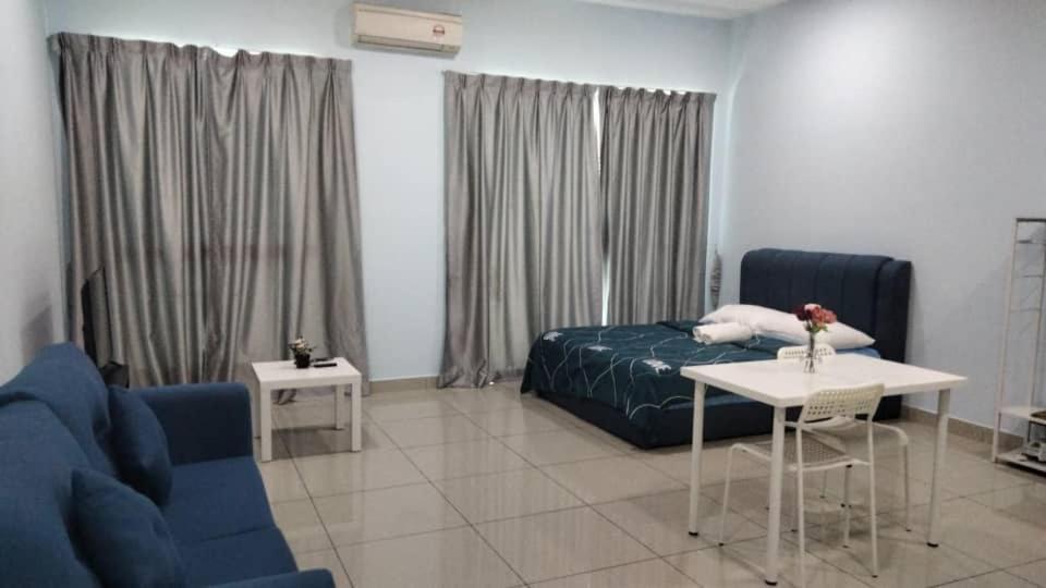 Cozy Studio Unit,Cyberjaya,Wifi, Netflix,Free Parking 外观 照片